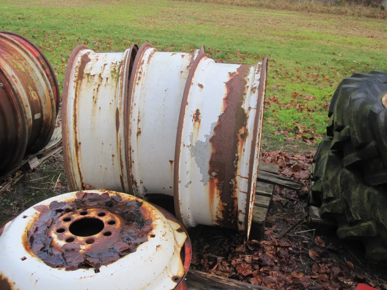 Billede 1 - Fælgringe til Ford traktor 36" 2 sæt