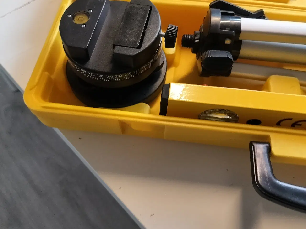 Billede 3 - Nivellerings laservaterpas i kuffert 
