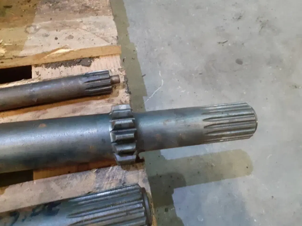 Billede 8 - New Holland TM 165 Lår