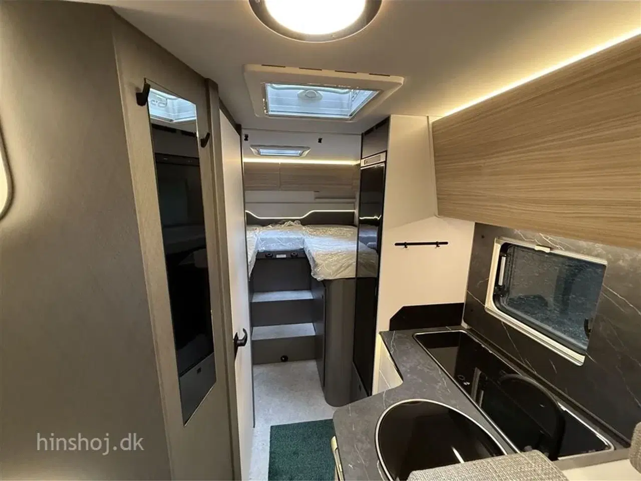 Billede 16 - 2026 - Etrusco I 6900 SB Aut.   Etrusco by Hymer er Italiensk Elegance og Komfort fra Hinshøj Caravan
