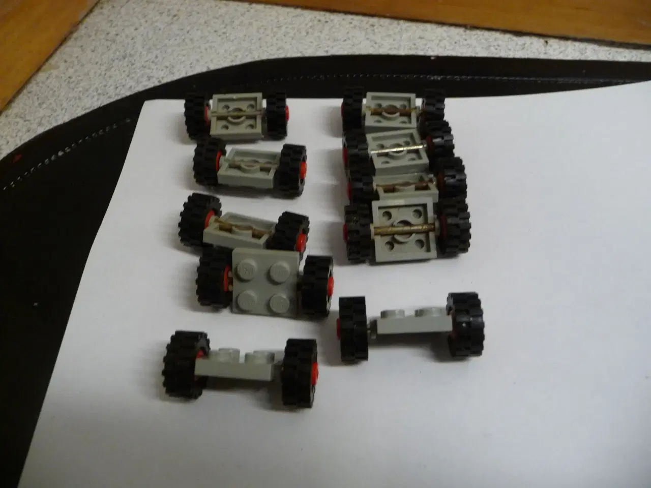Billede 1 - lego hjulsæt gamla 10 stk