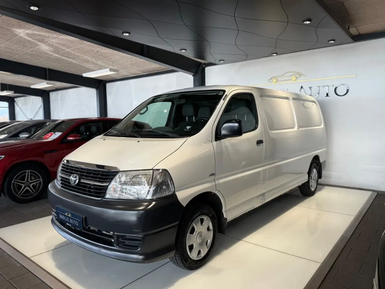 Billede 2 - Toyota HiAce 2,5 D-4D 117 Komfort lang