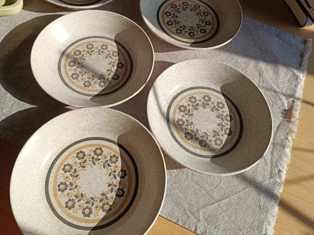 Billede 2 - Ironstone Staffordshire Biltons tallerkener 