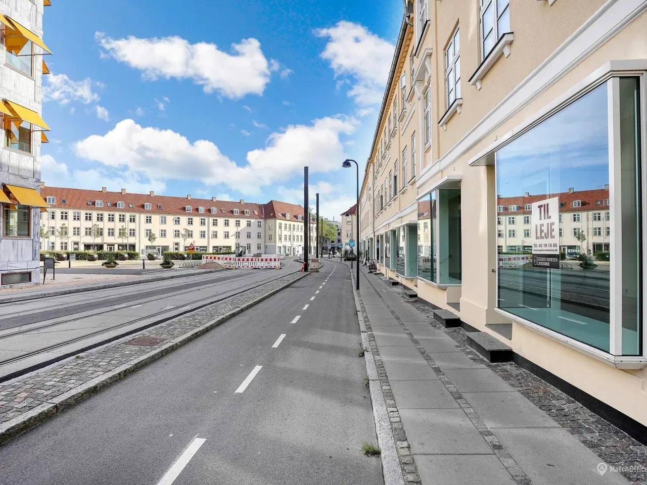 Billede 9 - Butik. klinik mm. direkte ud til Lyngby Torv og tæt på stationen