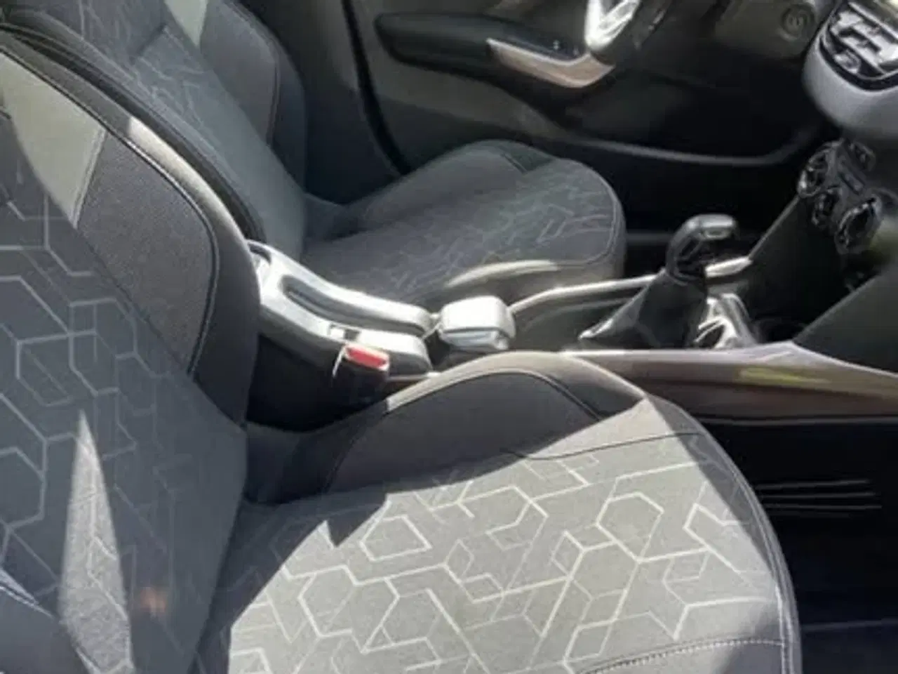 Billede 6 - Nysynet Peugeot 2008 fra 2015