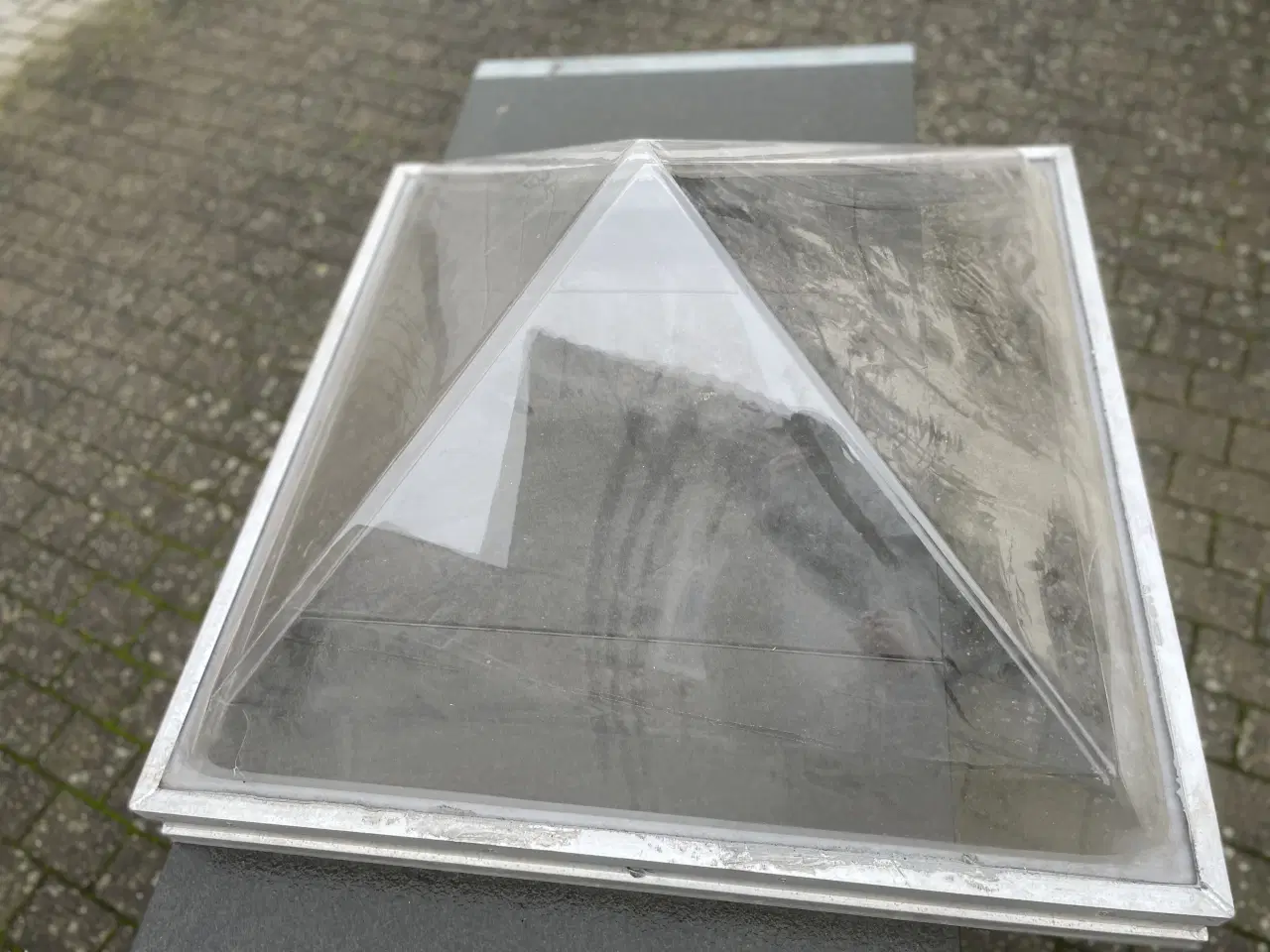 Billede 1 - Pyramide Ovenlysvindue