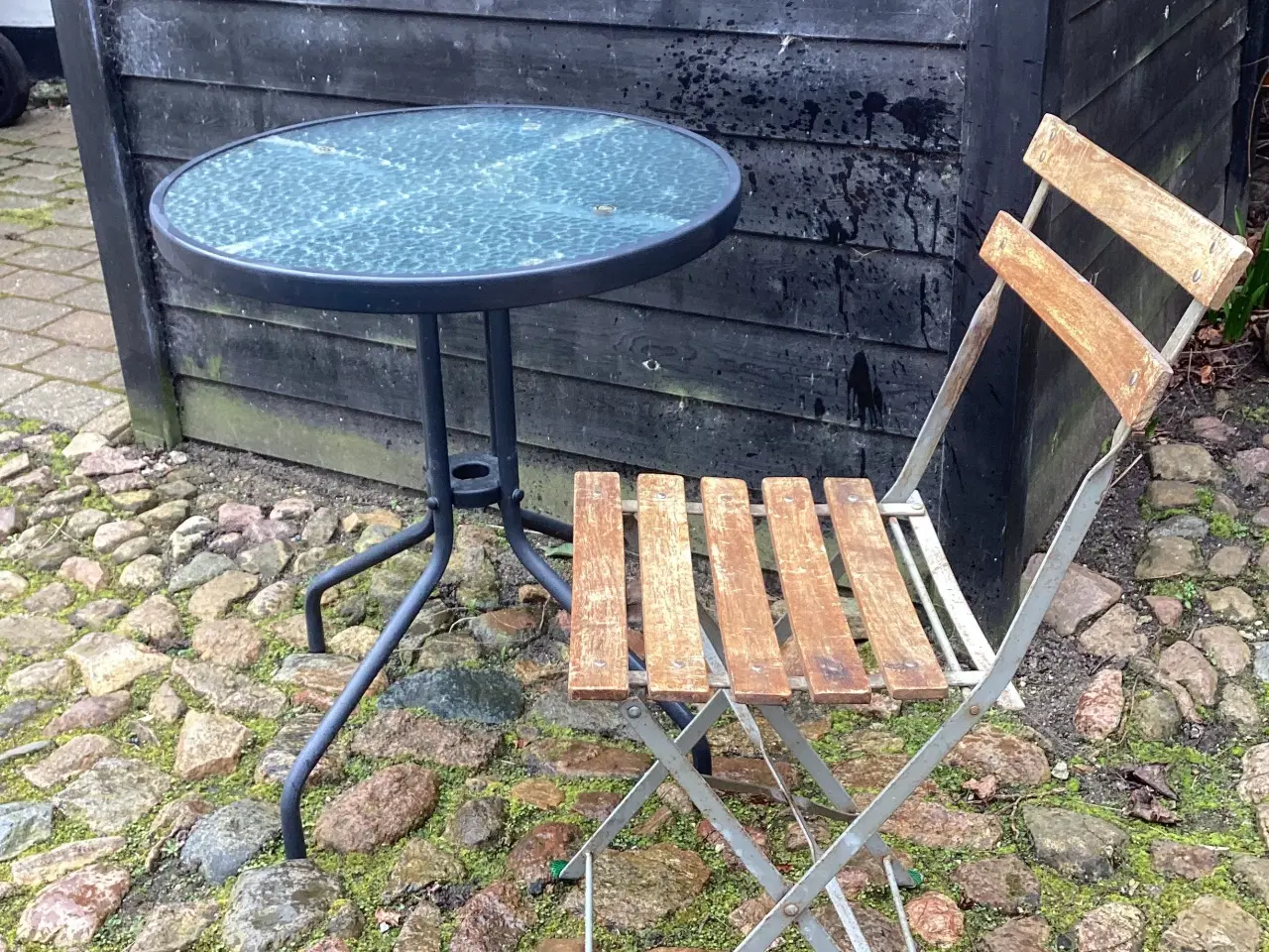 Billede 2 - Rundt bord med 1 cafe stol