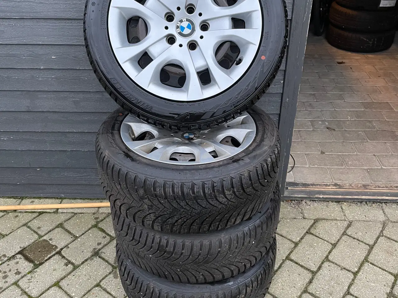 Billede 2 - 17 tommer BMW X1 vinterhjul