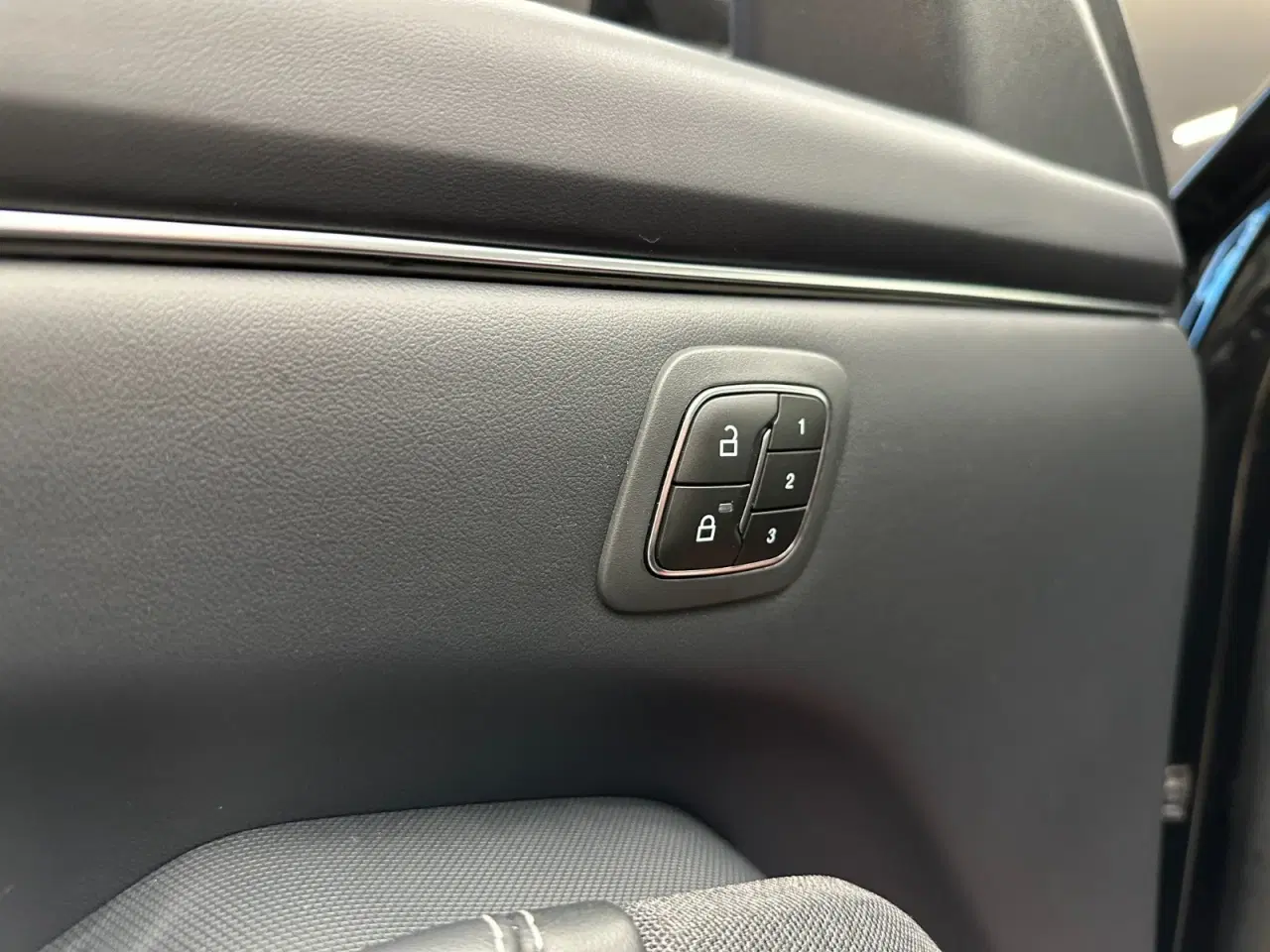 Billede 14 - Ford Mustang Mach-E 75 Premium Standard Range