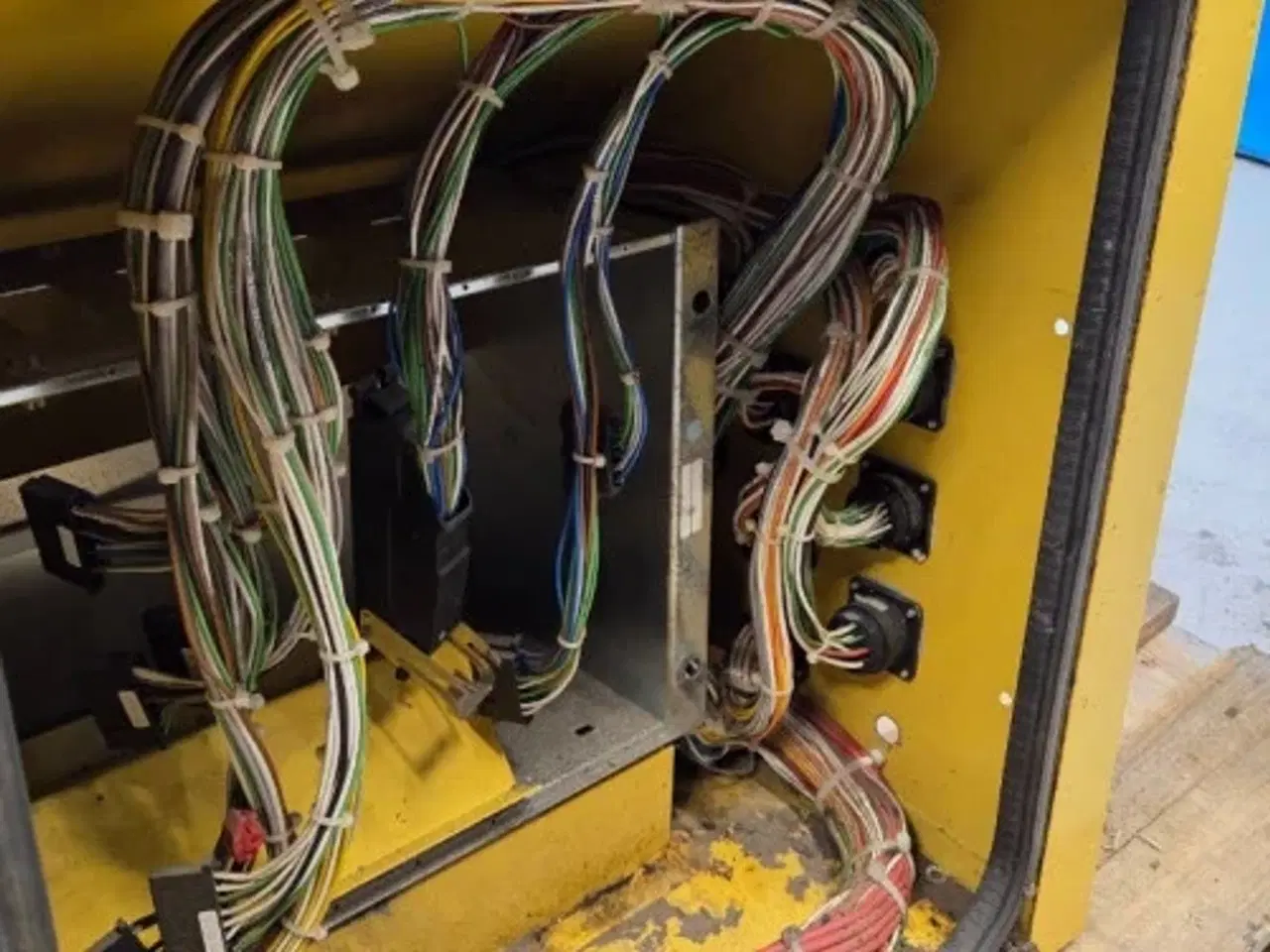 Billede 9 - New Holland TX68 Kassepanel 84001523