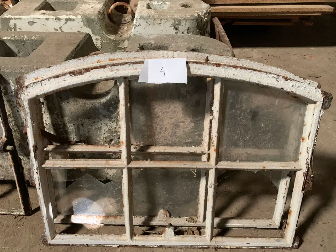 Billede 5 - Støbejerns vinduer
