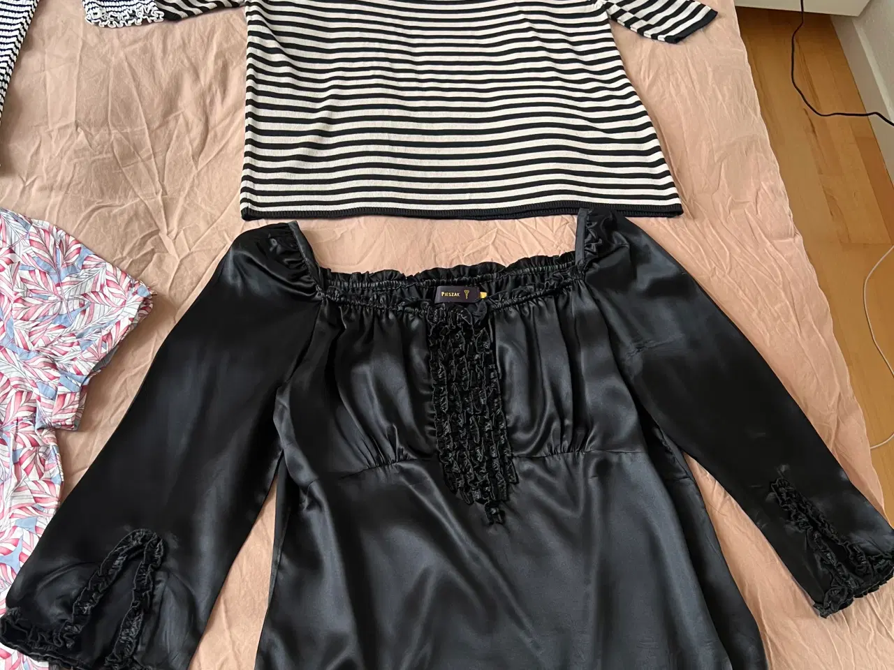 Billede 14 - 42 stk tøj str XS/S. Store rabatter. 