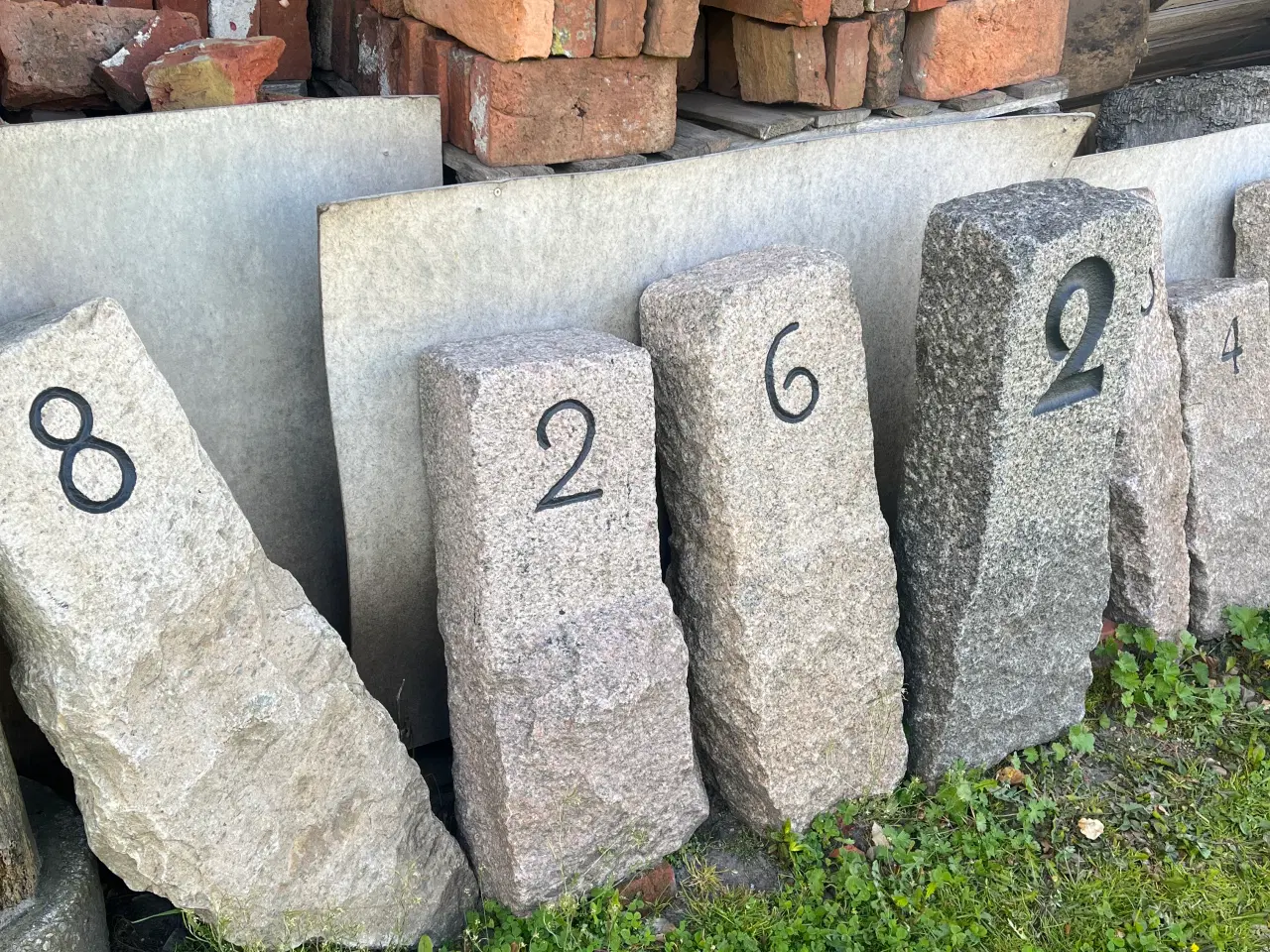 Billede 2 - Sten med Husnummer 2, 4 , 6 og 8