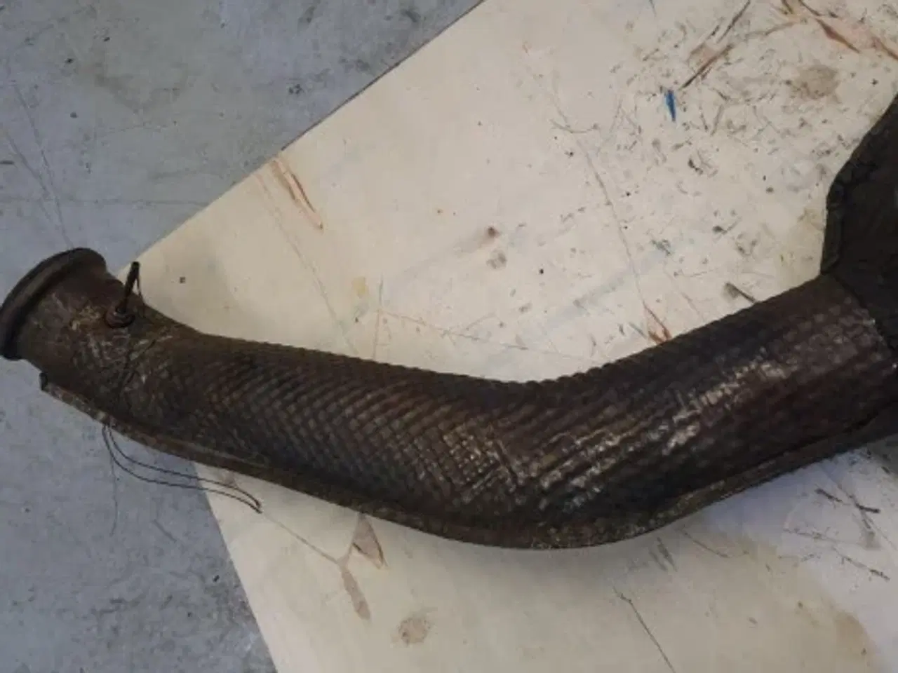 Billede 5 - Valtra T213 Udstødnings Rør ALV0103260