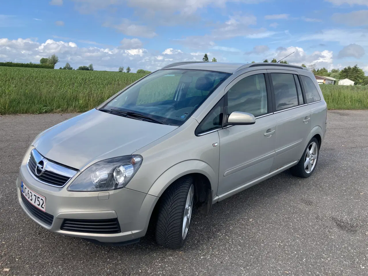 Billede 1 - 7 personers Opel Zafira benzin