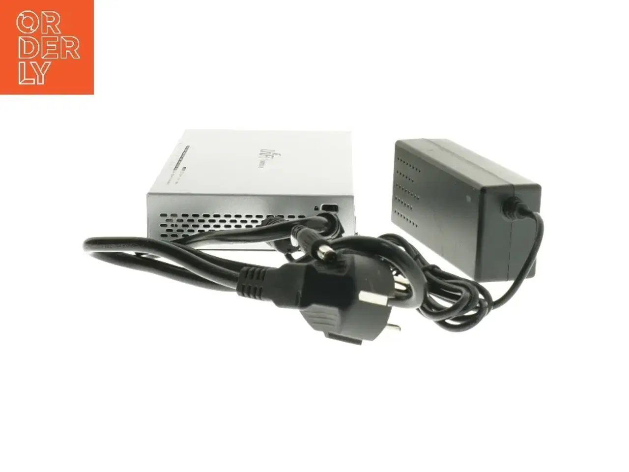 Billede 2 - Ubiquiti UniFi Switch 8 fra Ubiquiti (str. 3x14,5x10 cm)