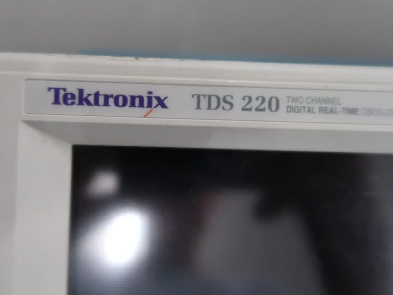 Billede 3 - Two Channel Digital Real-Time Oscilloscope TEKTRONIX TDS 220