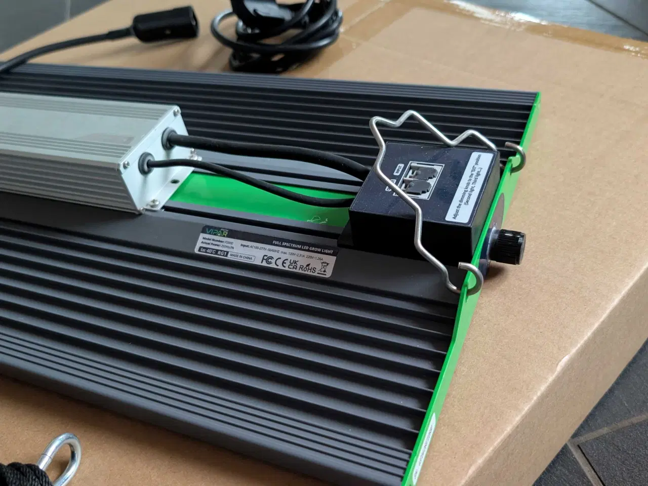 Billede 2 - LED lampe til plantevækst