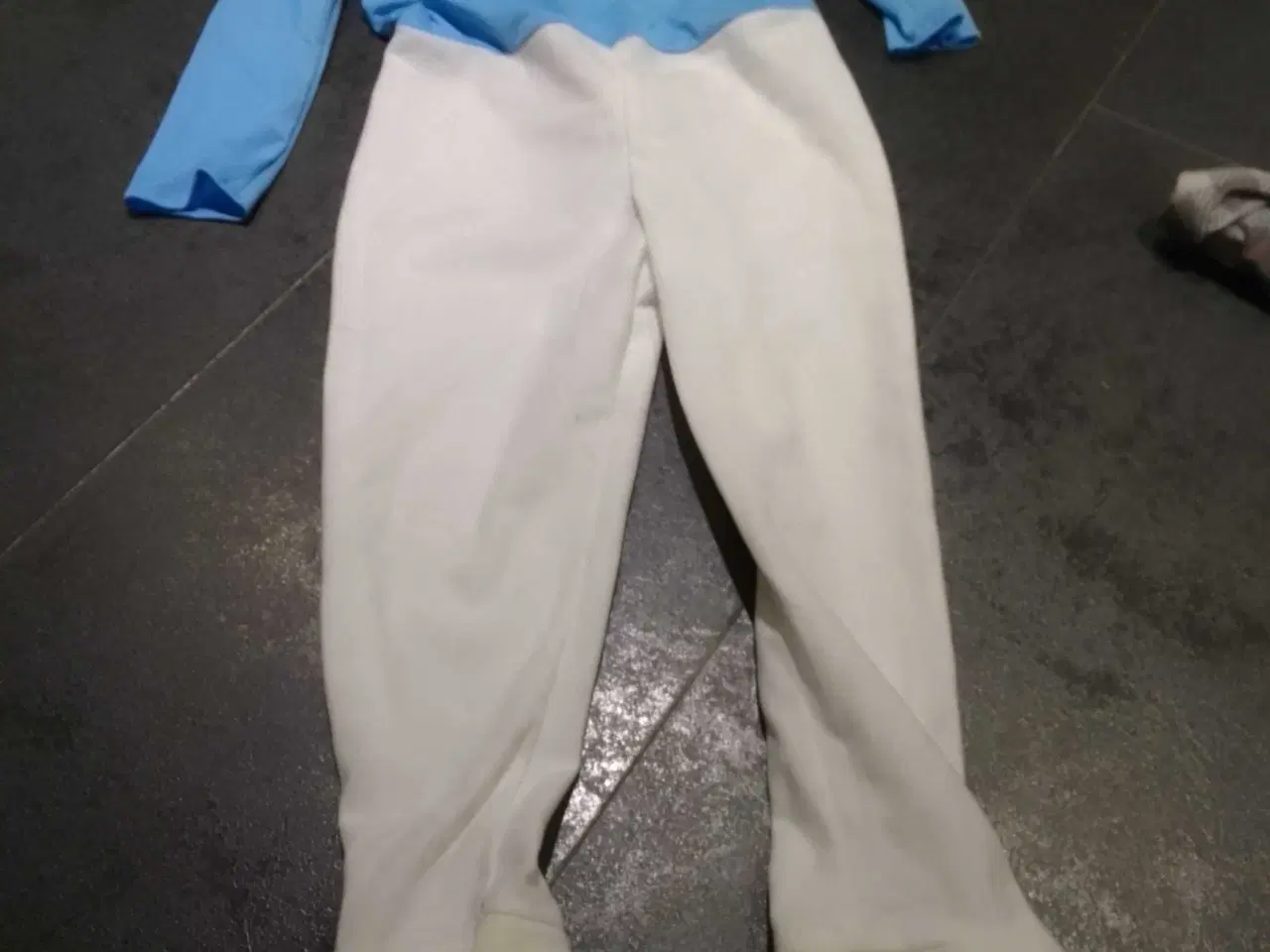 Billede 1 - Smølfe kostume str 104