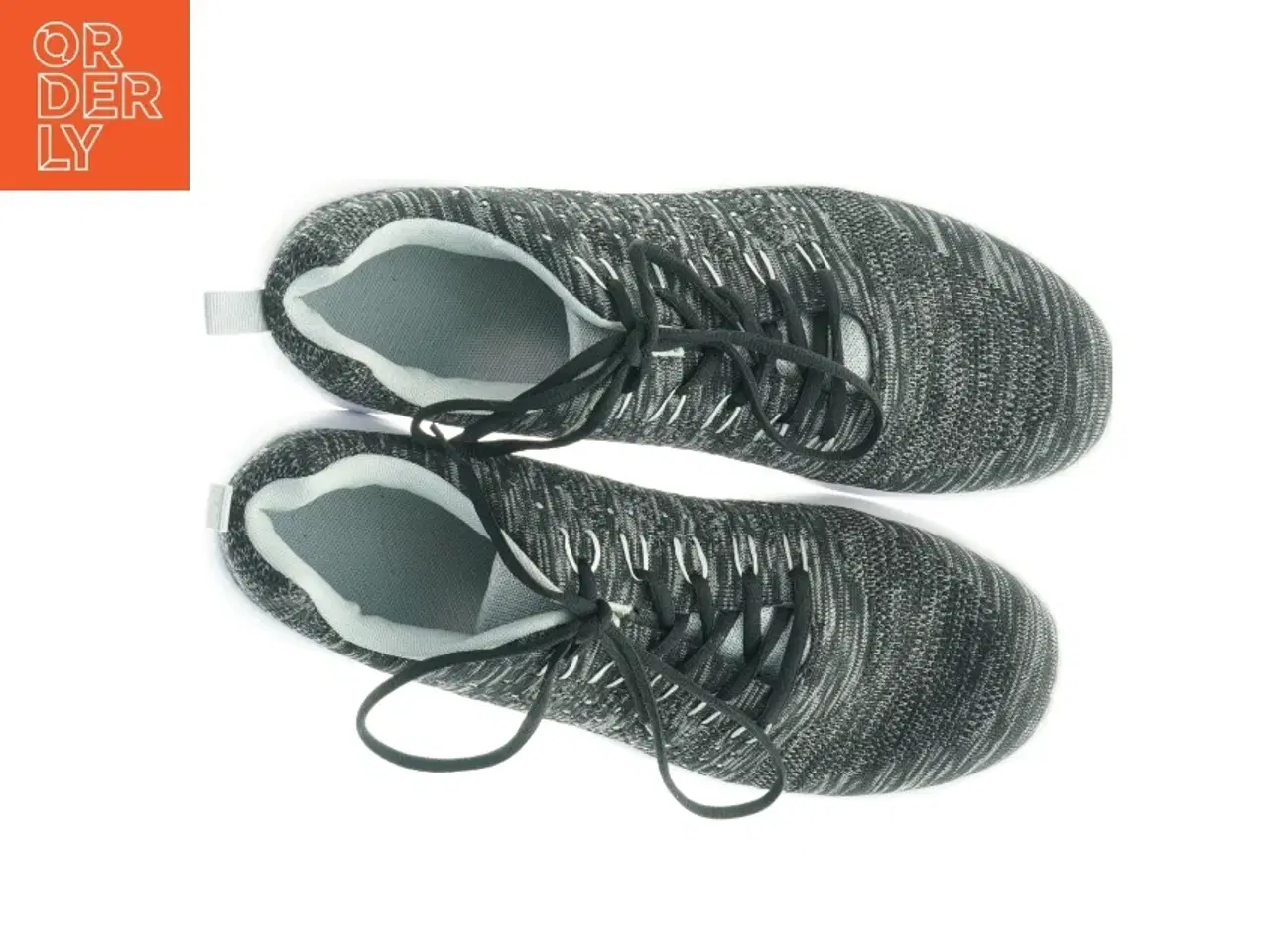 Billede 5 - Sorte sneakers (str. 46)