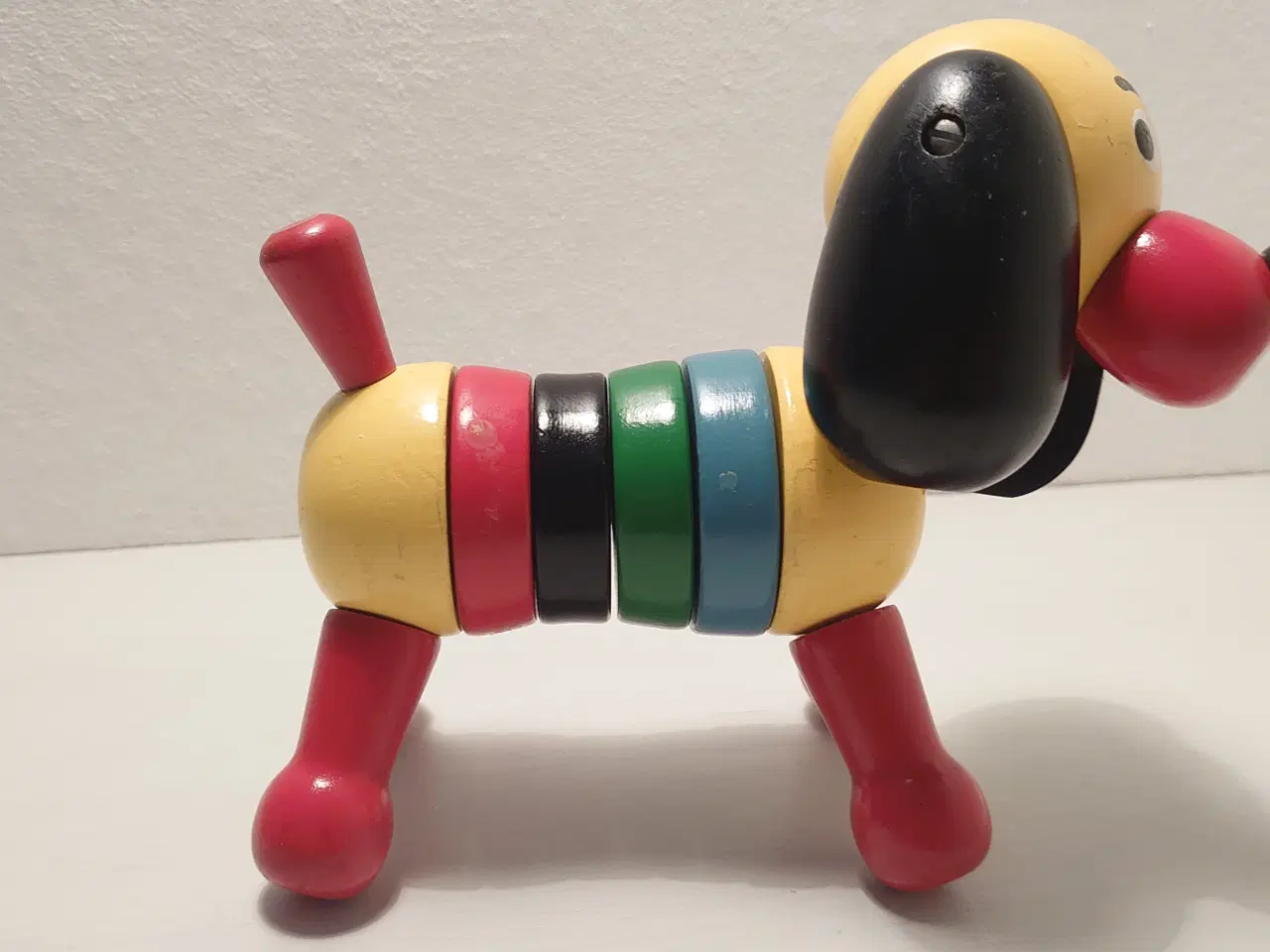 Billede 2 - Vintage Puck Brio tr�æhund med 4 ringe.