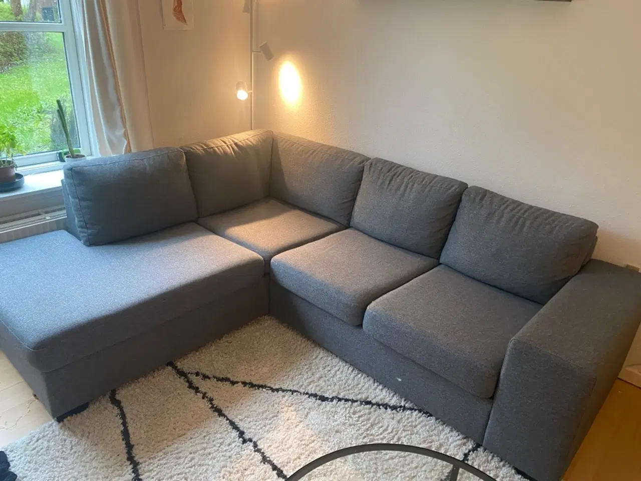 Billede 2 - Hjørnesofa med chaiselong