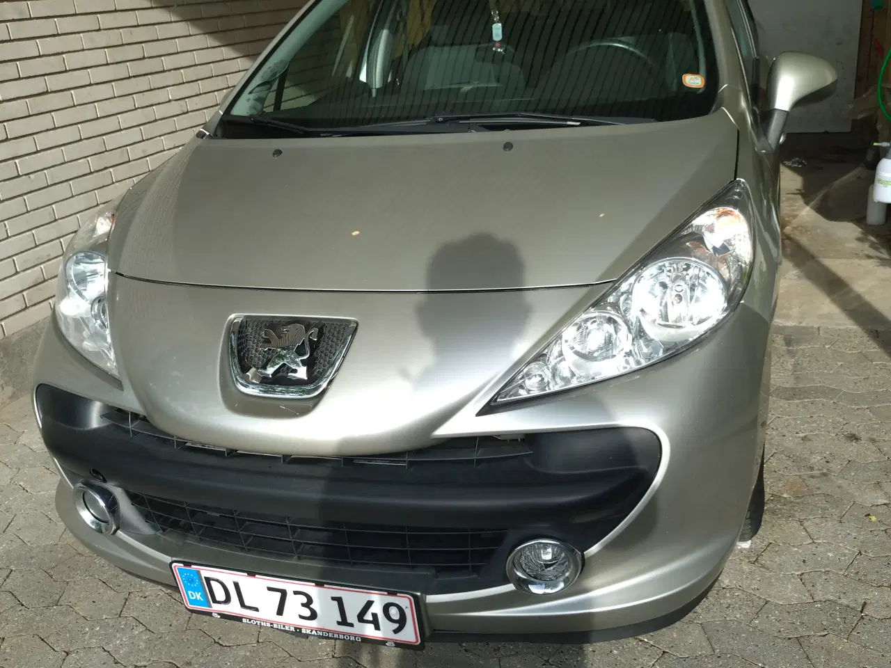 Billede 1 - Pæn og velholdt Peugeot 207  