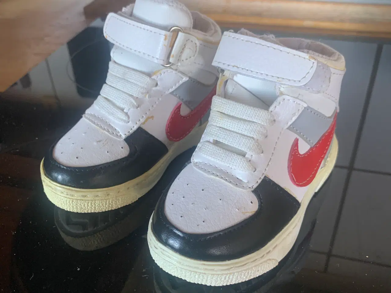 Billede 1 - Nike sko til børn str 21