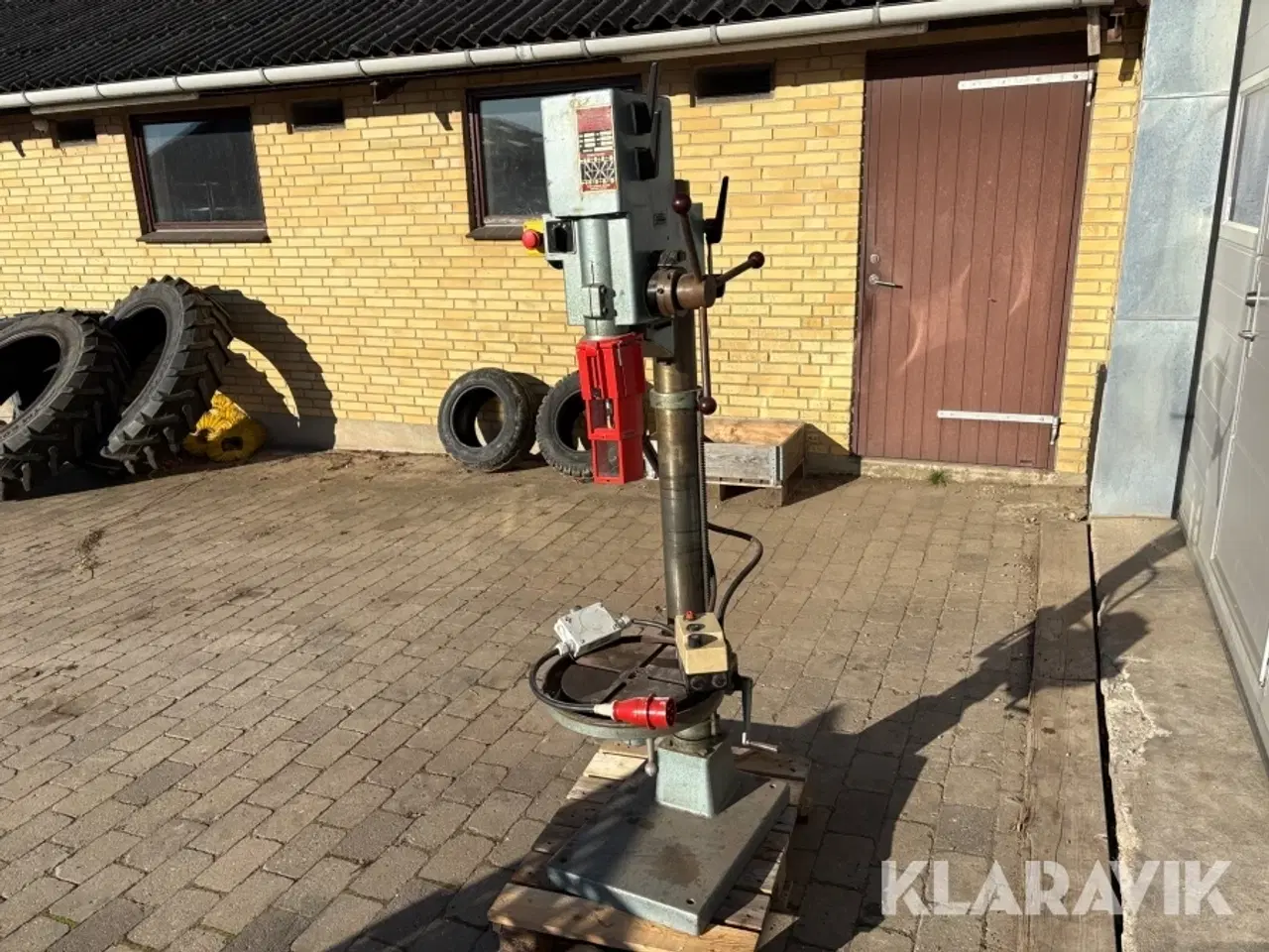 Billede 2 - Søjlebord Strands S68