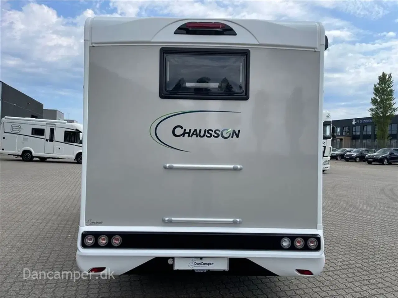 Billede 2 - 2023 - Chausson Titanium 720 ULTIMATE   2023 model, køjer samt stor dobbelt sænkeseng, 5prs. Smart-lounge, 170Hk - Automatgear