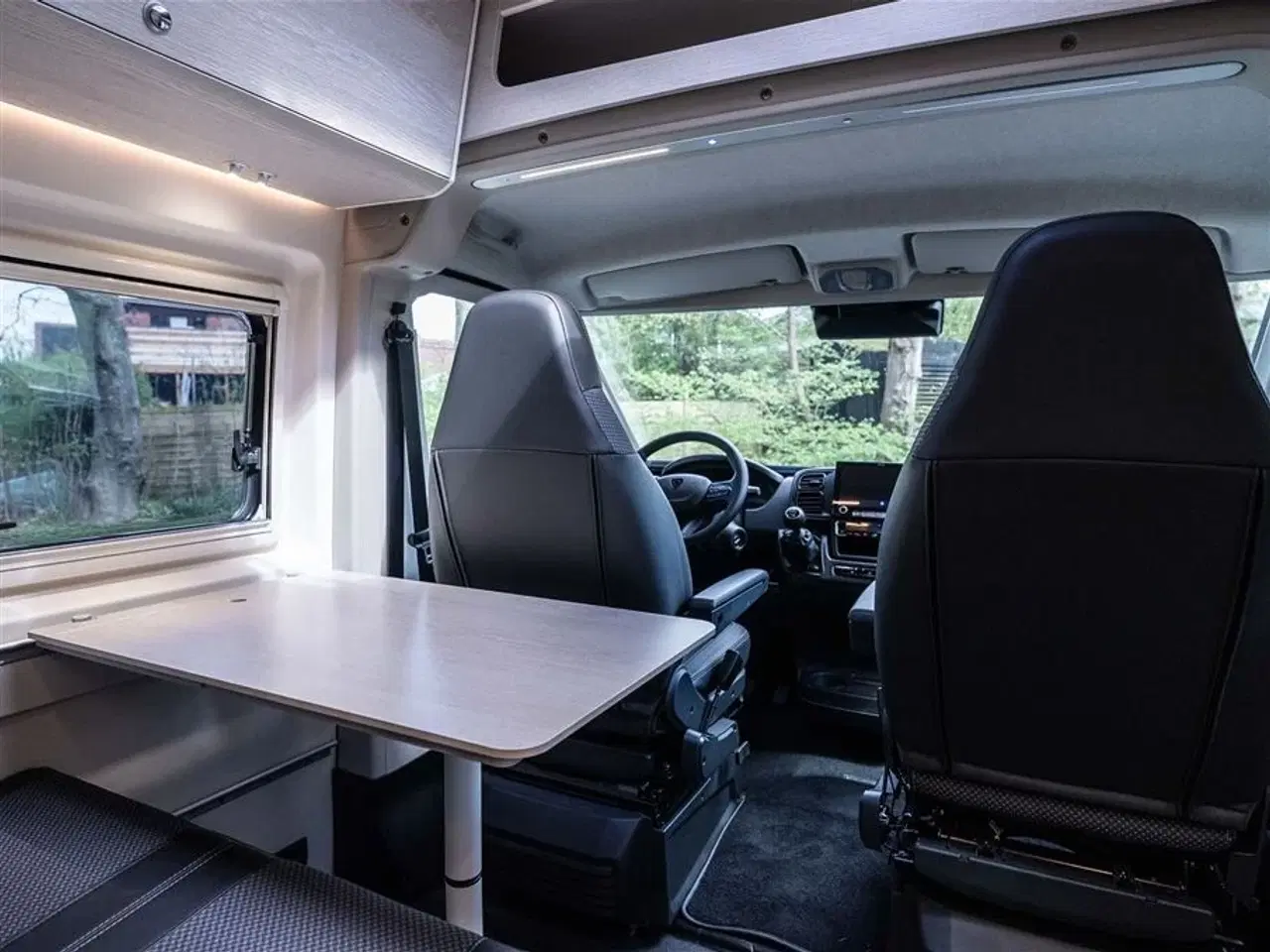 Billede 35 - 2026 - Tourne 6.0 Cruise Light Black   Tourne med essentielt udstyr