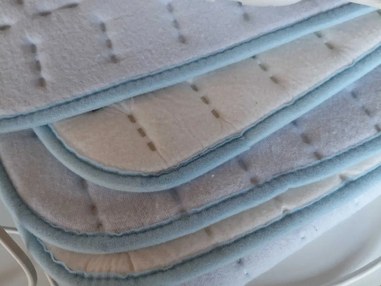 Billede 1 - Varme underlag til sengen