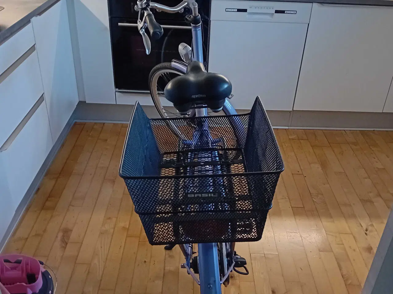 Billede 2 - Batavus damecykel flot stand 53 cm stel størrelse.