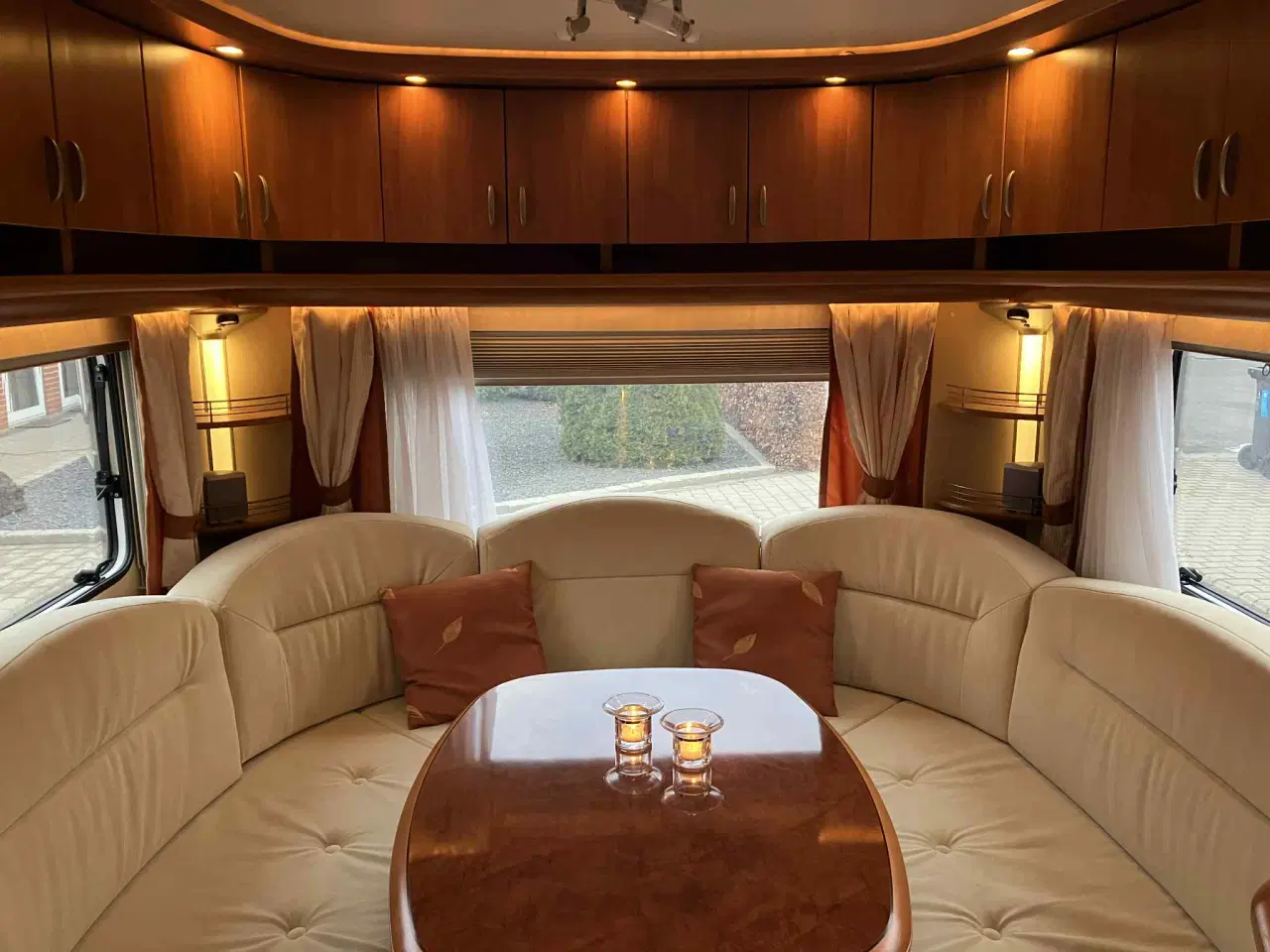 Billede 2 - Yderst velholdt og tidsløs topmodel fra Hobby