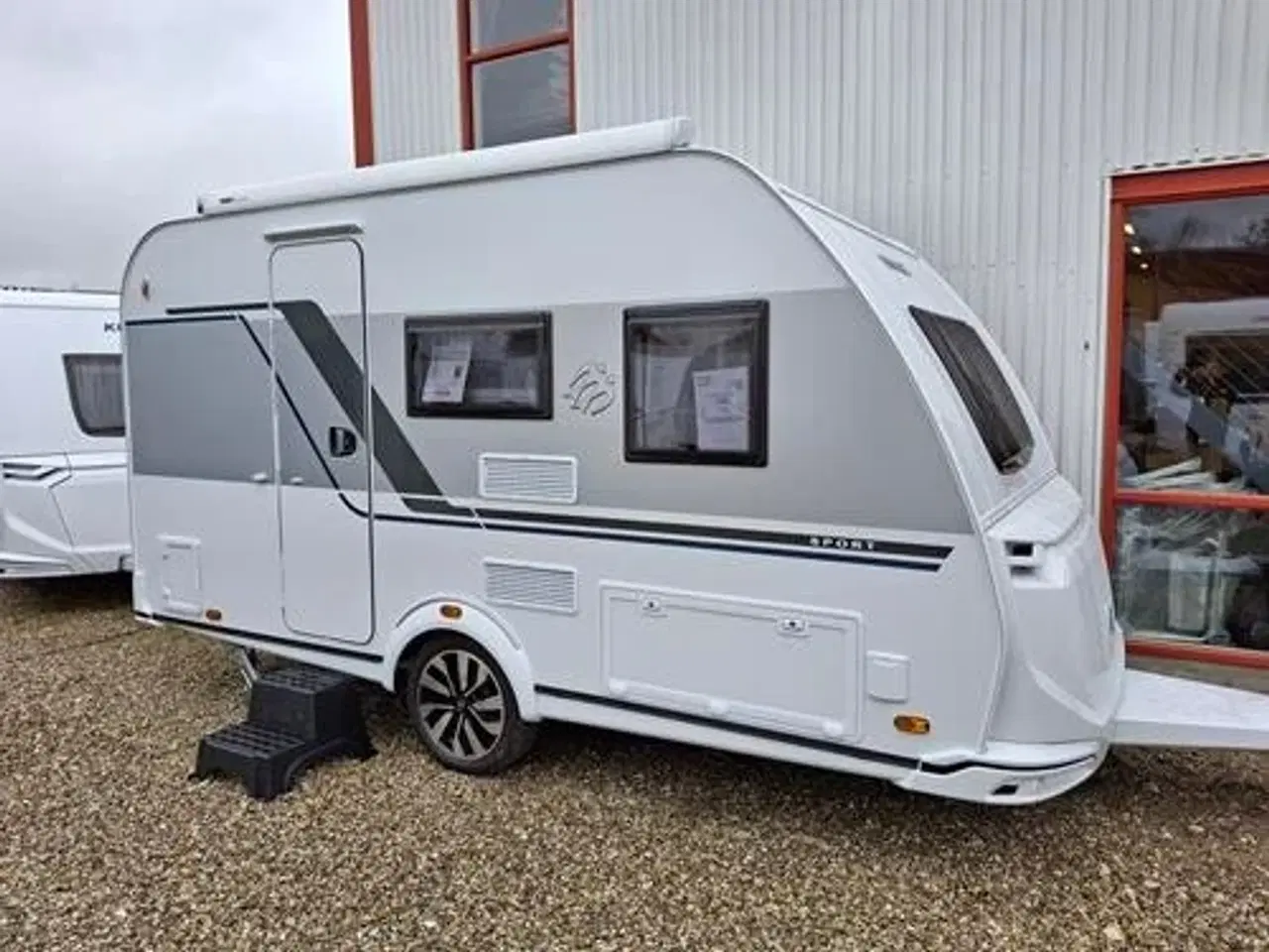 Billede 1 - Knaus SPORT 400 QD  - SOMMERTILBUD - Mover Kr: 1.- Spar 18.698