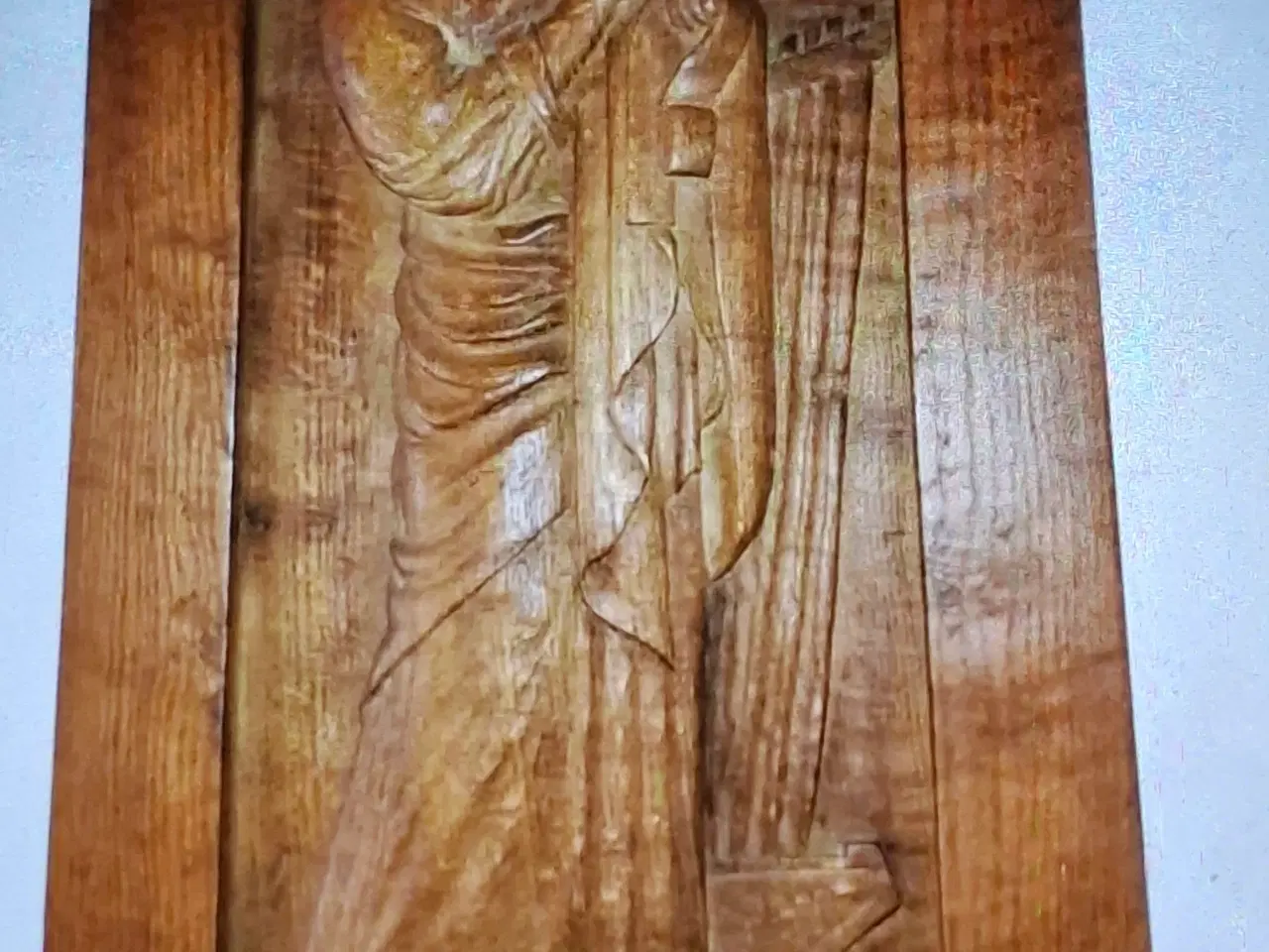 Billede 1 - Træ udskæring af Kong David.        Kom med et bud