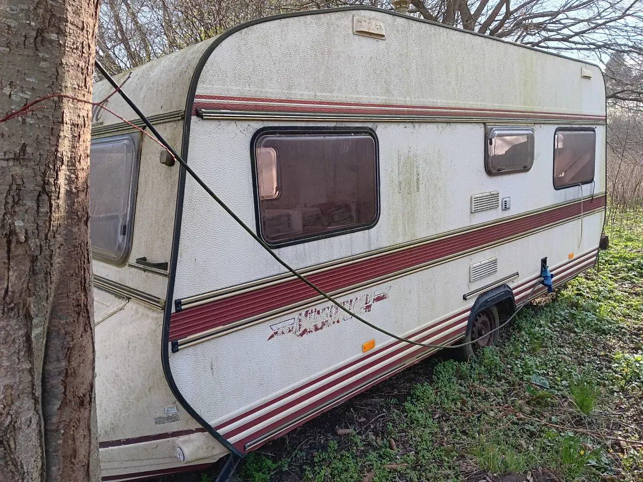 Billede 2 - CAMPINGVOGN  -  LMC  -  ældre og   BILLIG   !