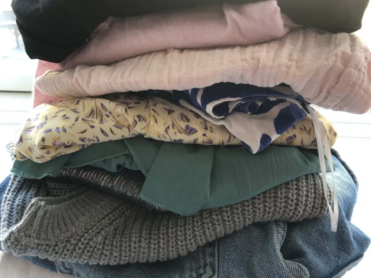 Billede 1 - 10 stk pigetøj str XS