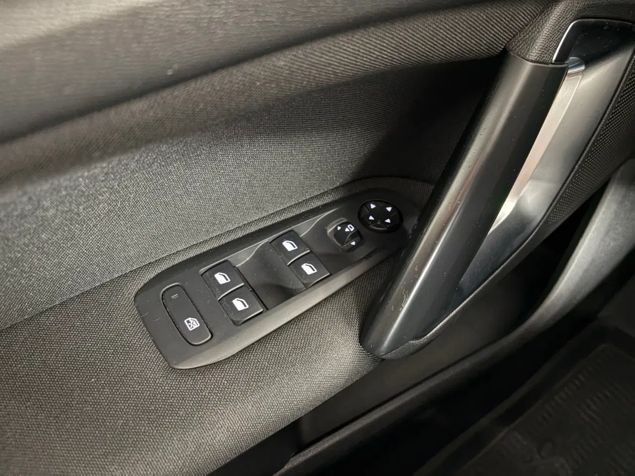 Billede 17 - Peugeot 308 1,2 e-THP Style 130HK 5d 6g