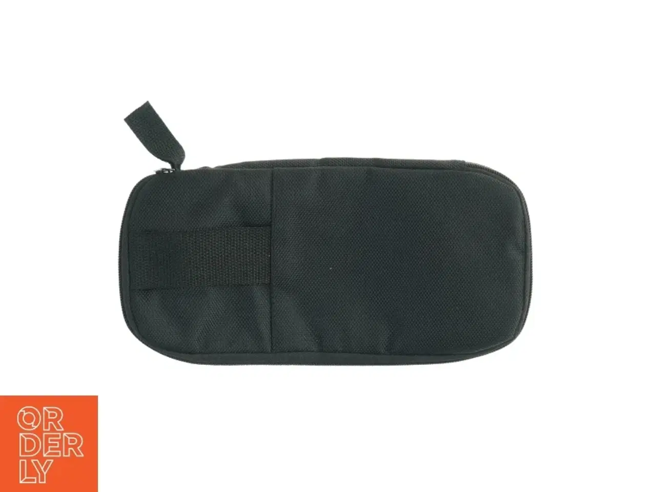 Billede 1 - Sort rejsetaske med lynlås (str. 28x15 cm)