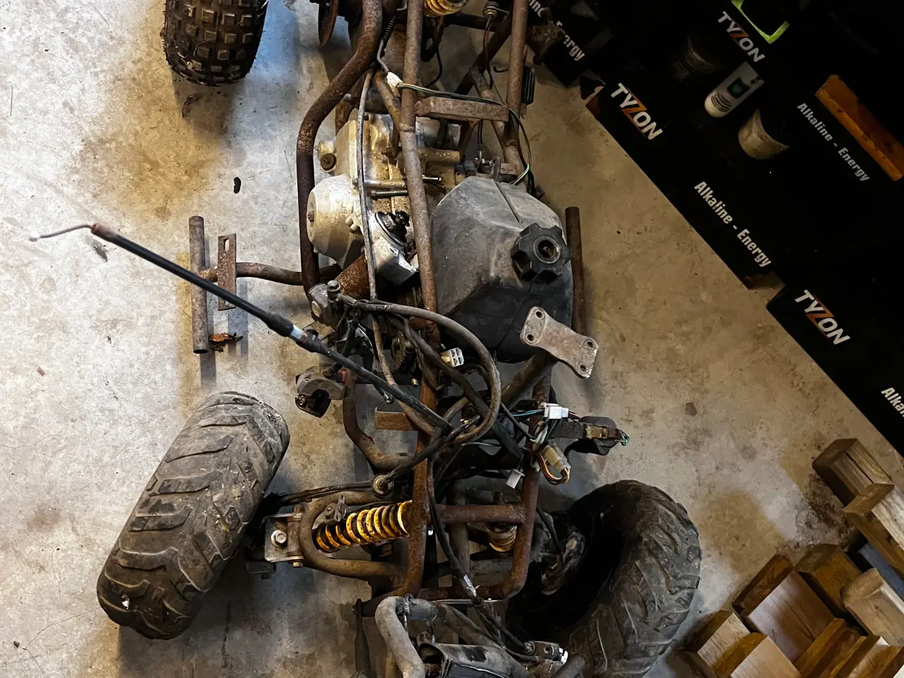 Billede 6 - børne atv 2 hele og en til dele