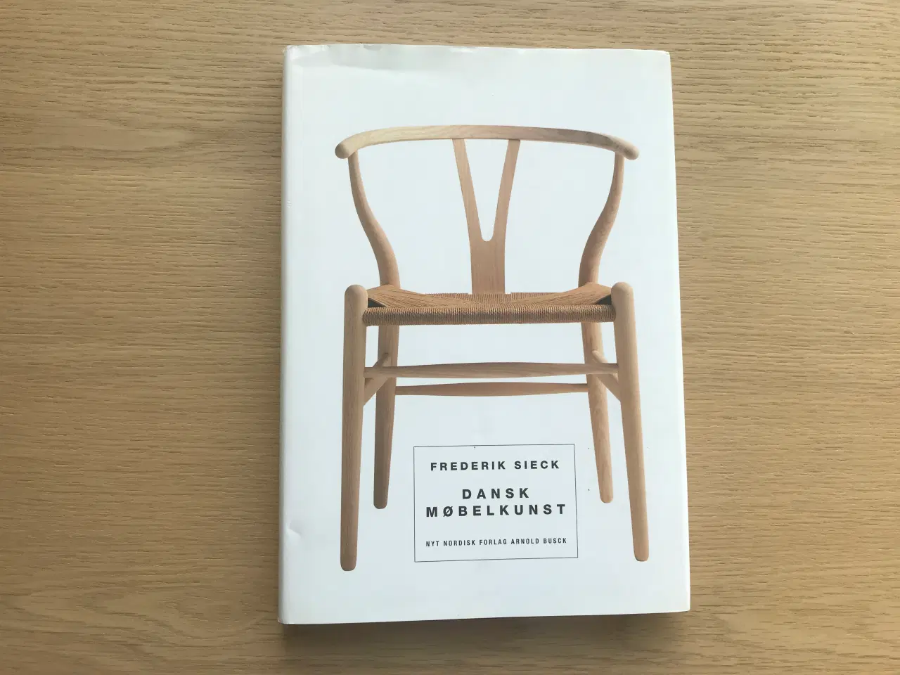 Billede 2 - Nutidig Dansk Møbeldesign af Frederik Sieck