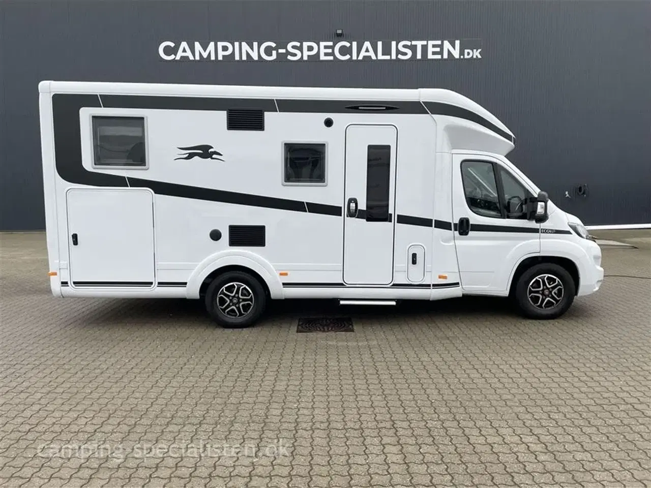 Billede 1 - 2023 - Laika Ecovip L 3009 Fiat 250   Meget velholdt Luksuscamper - Laika Ecovip L 3009 fra 2023 først taget i brug i 2024 - Kan nu opleves hos Camping-Specialisten i Silkeborg