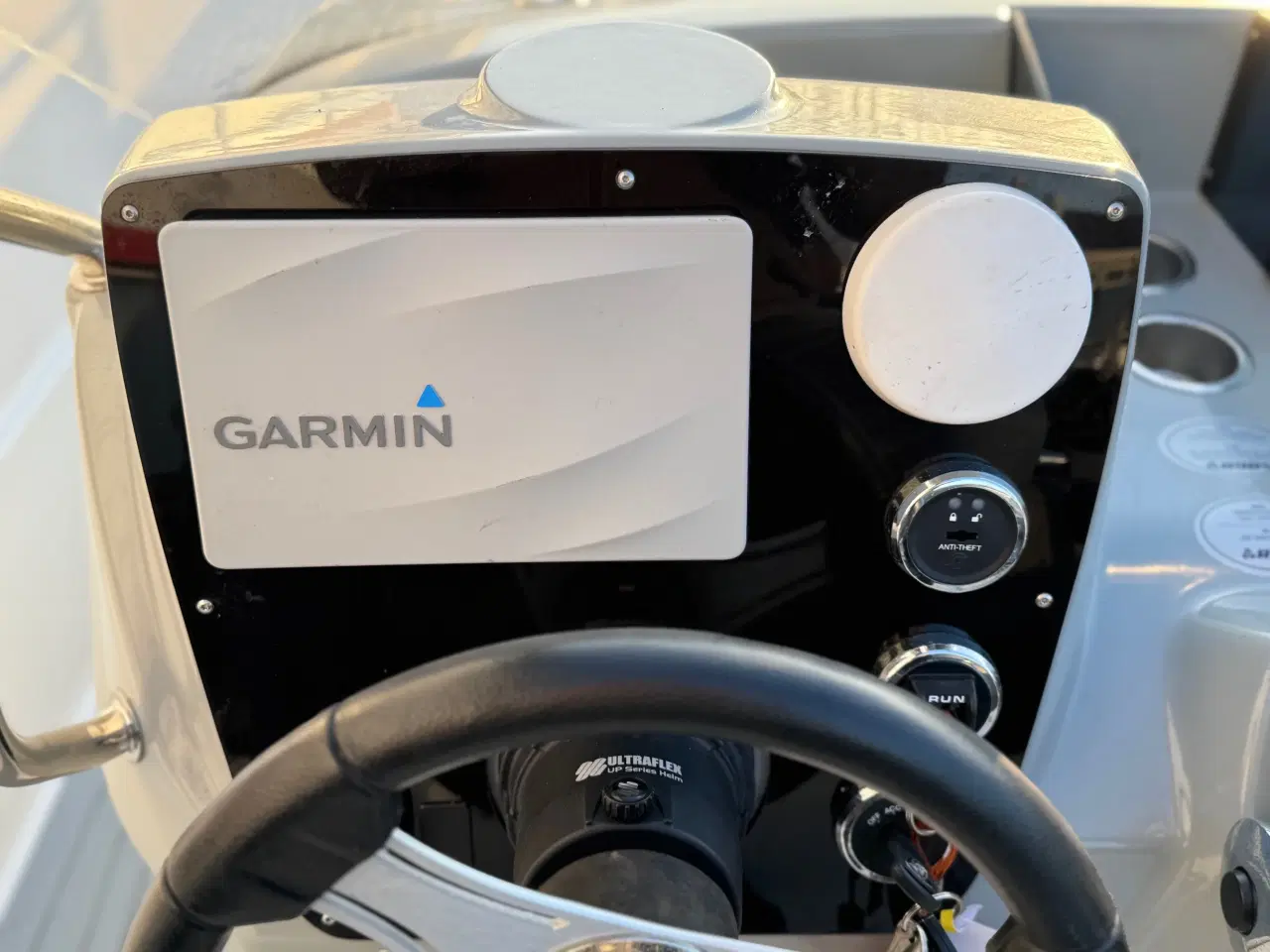 Billede 4 - 548 Sport med F100 Mercury-EFI 4 takt 2,1L og 1000 kg Brenderup bådtrailer