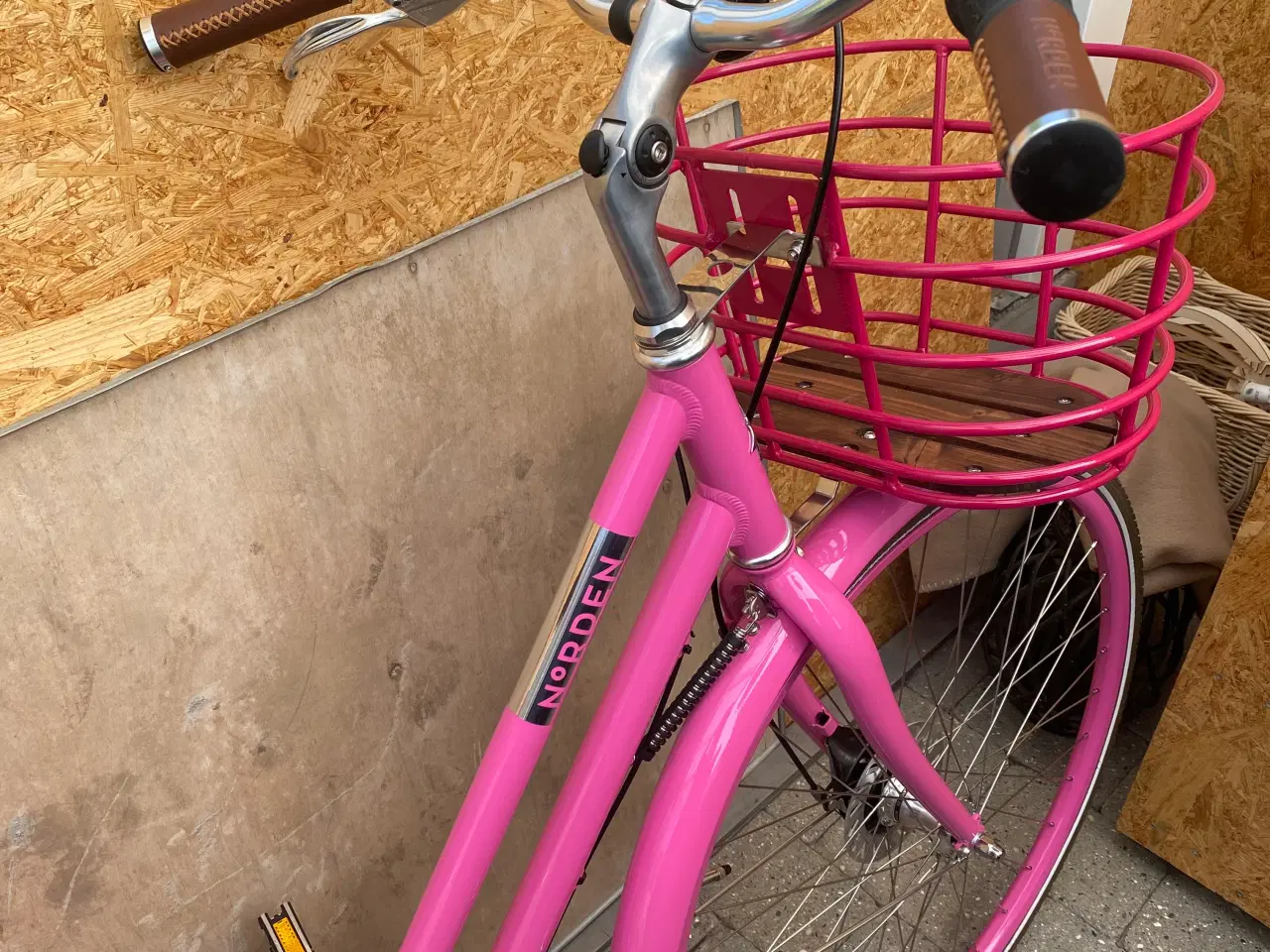 Billede 2 - Pink cykel 