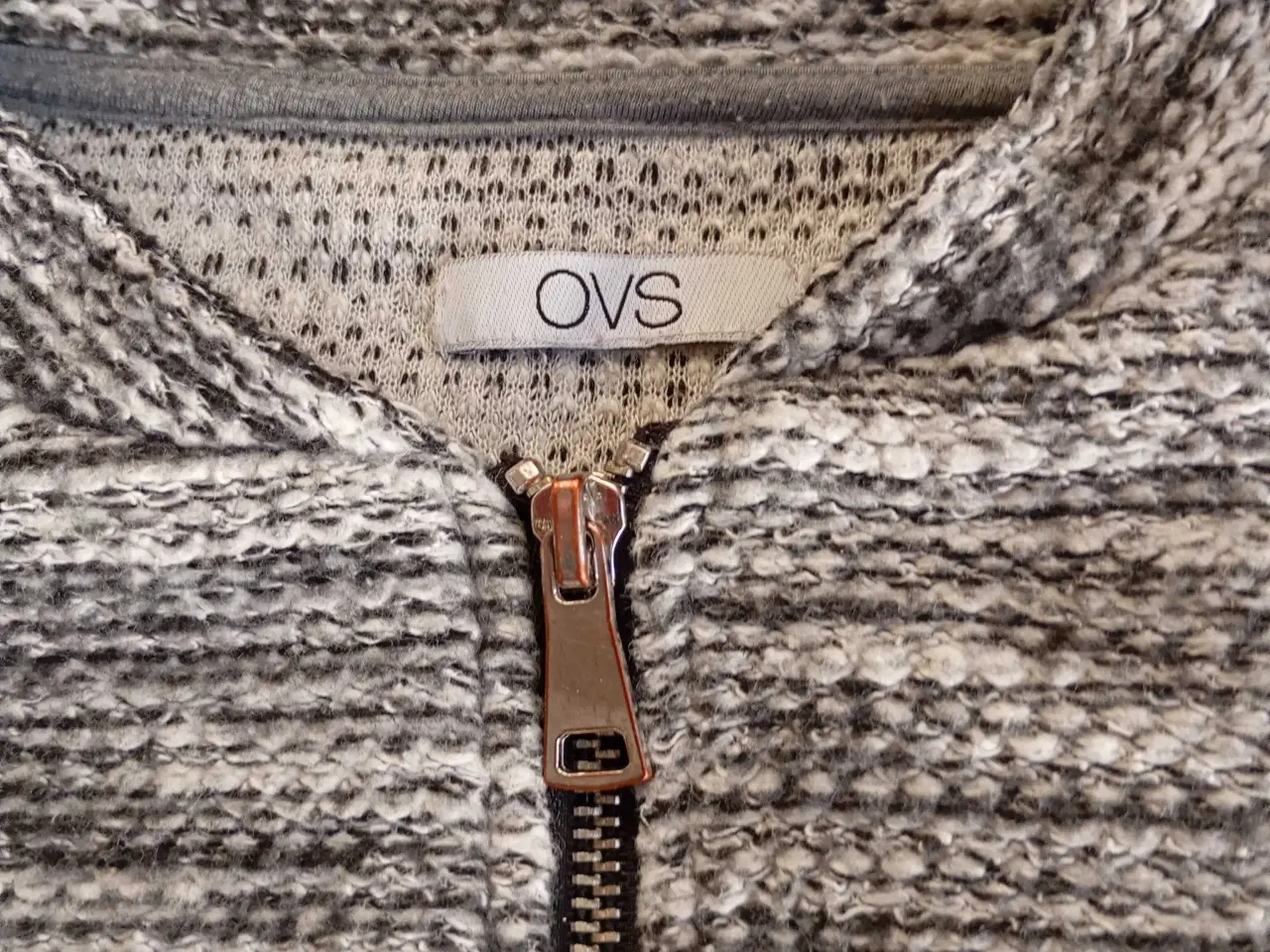 Billede 3 - Strikket cardigan / jakk