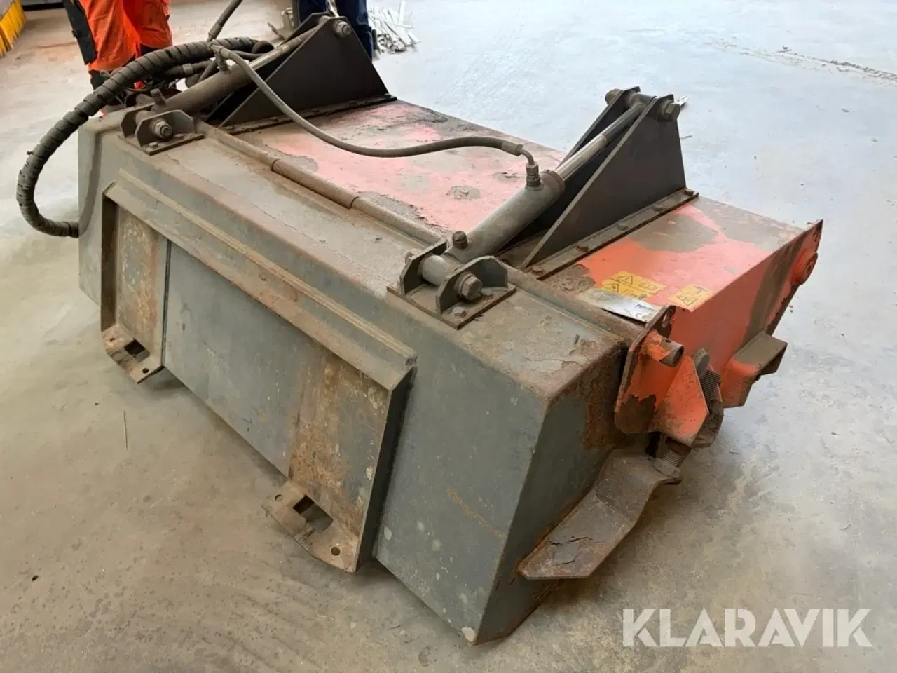 Billede 2 - Fejekost Tuchel Big 600 - 165 til bobcat minilæsser