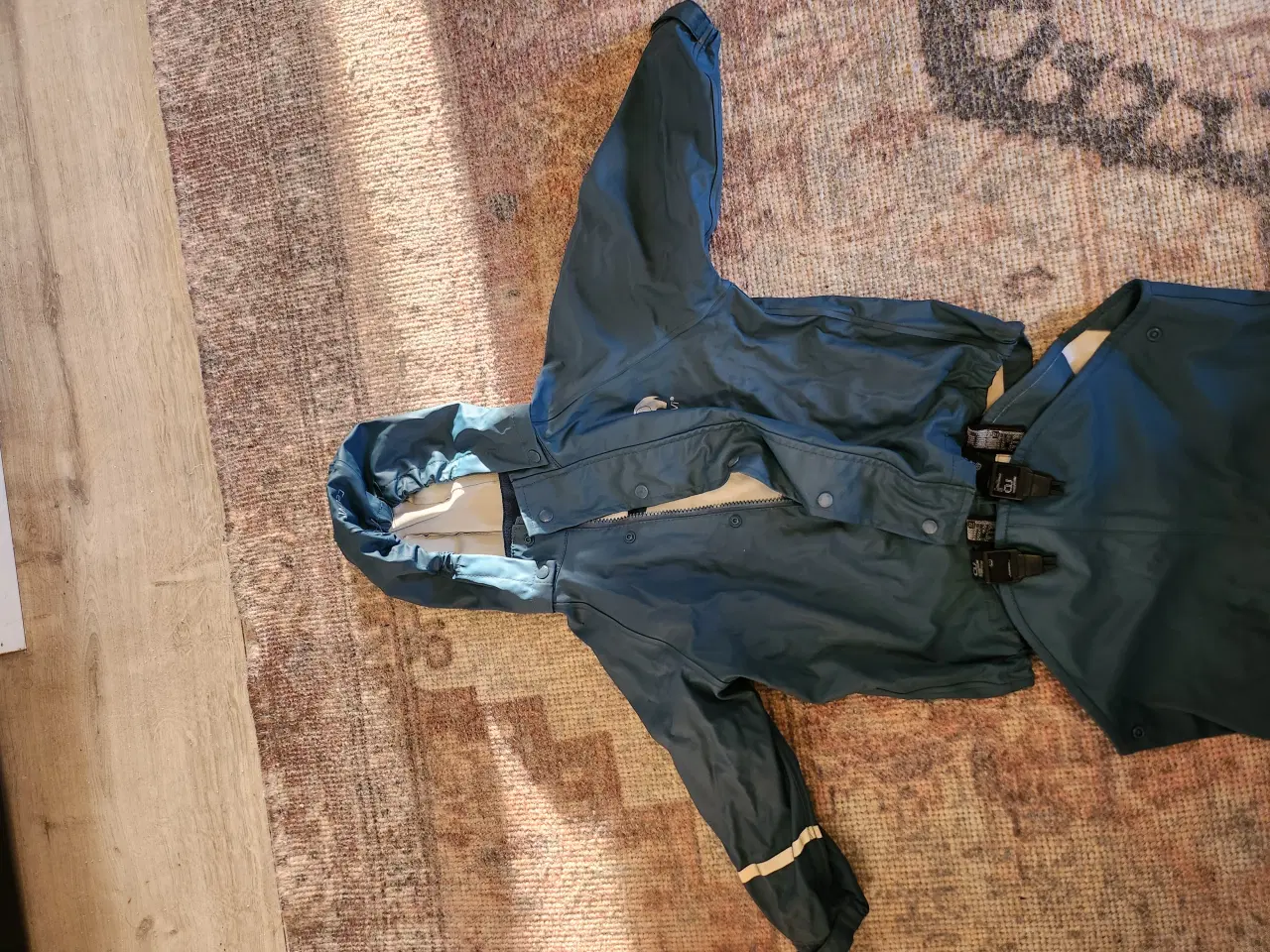 Billede 3 - Regntøj str. 100