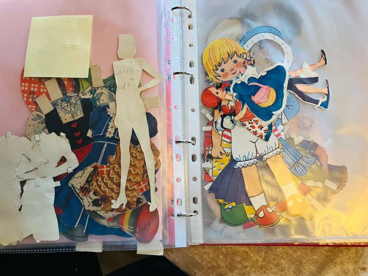 Billede 9 - Påklædnings dukker 