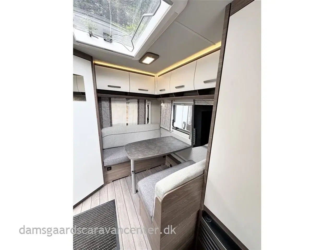 Billede 16 - 2021 - Knaus Sport 400 QD Silver Selection   Dobbeltseng-Gulvtemp.-Mover-Telt